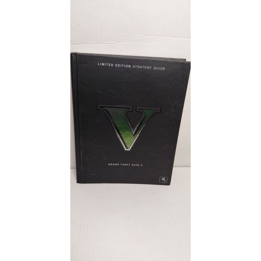 Grand Theft AutoV Limited Edition Strategy Guide hardcover collectible Games Art